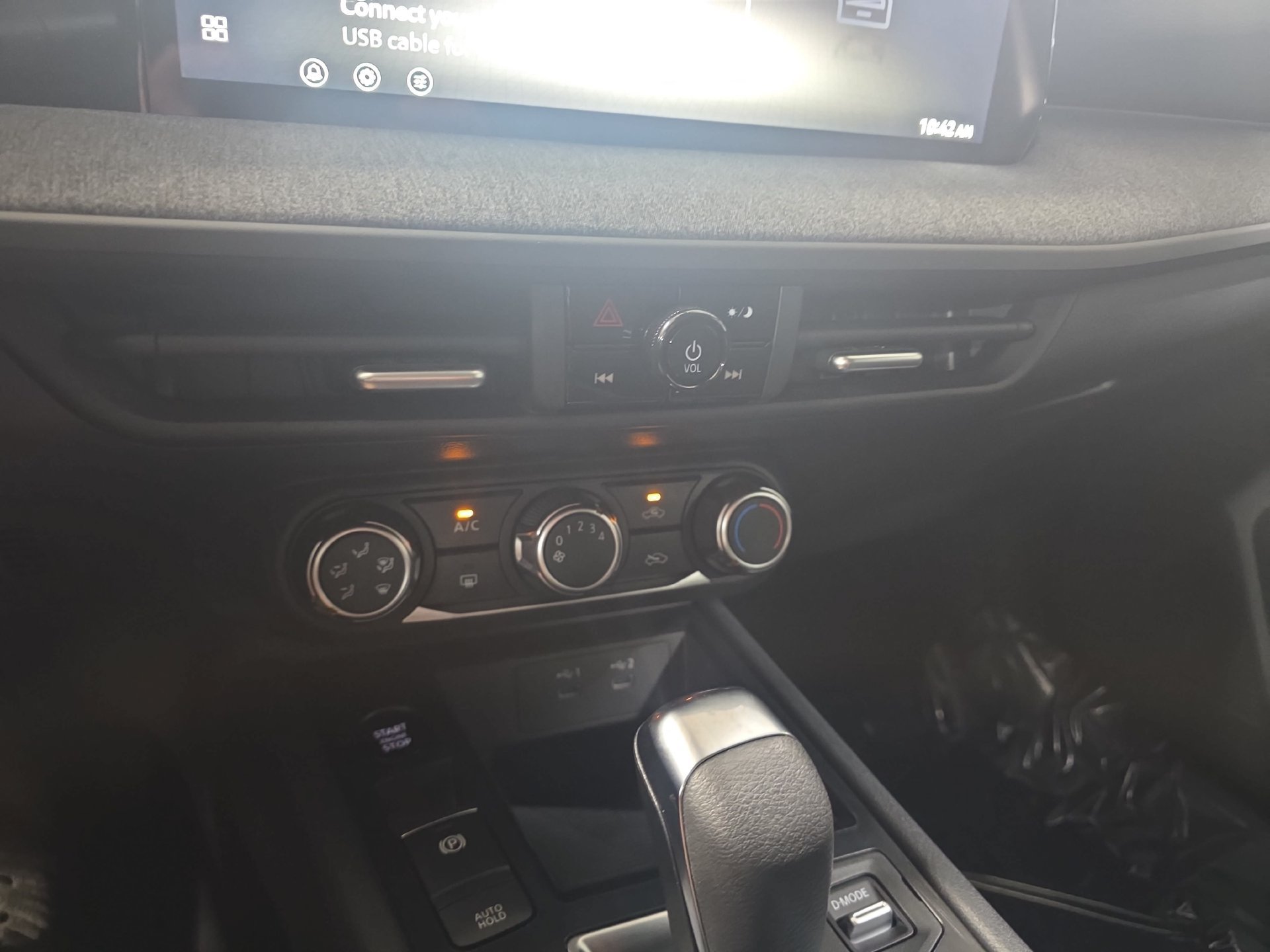 New 2027 Nissan Kicks S FWD image 23