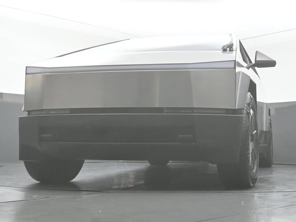 Used 2024 Tesla Cybertruck AWD Crew Cab image 45