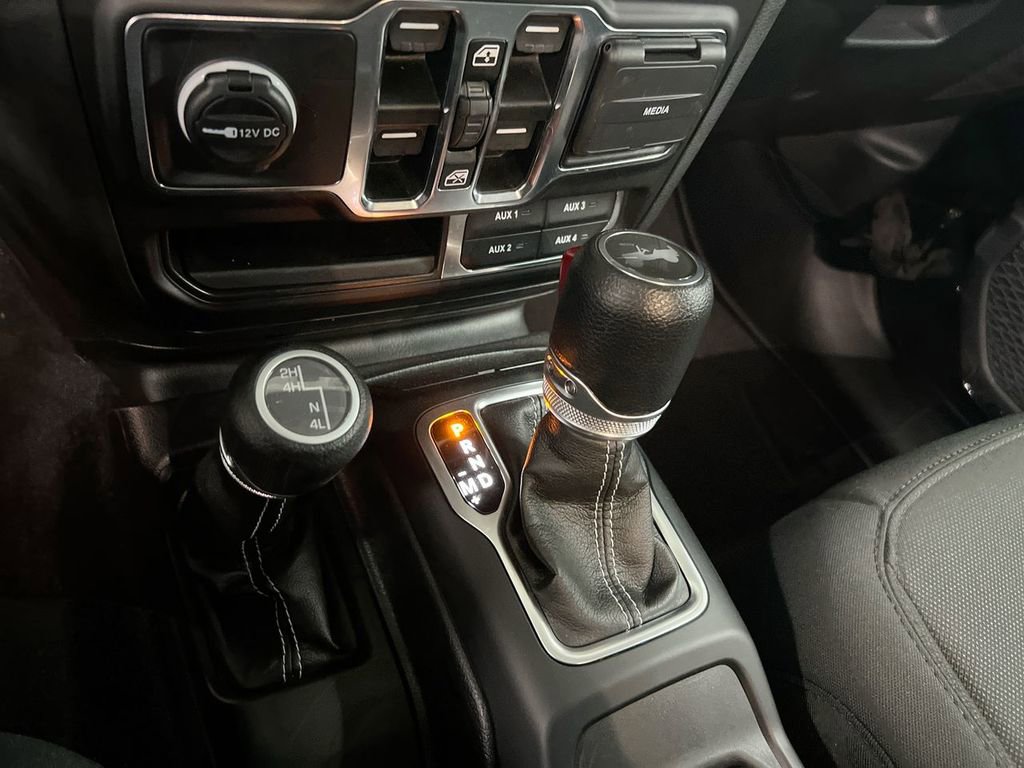 Used 2023 Jeep Wrangler Sahara w/ LED Lighting Group image 17