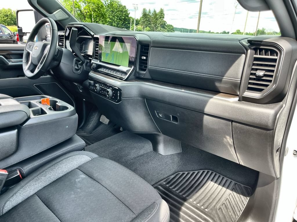 Used 2025 Chevrolet Silverado 2500 LT w/ Safety Package AWD/4WD image 28
