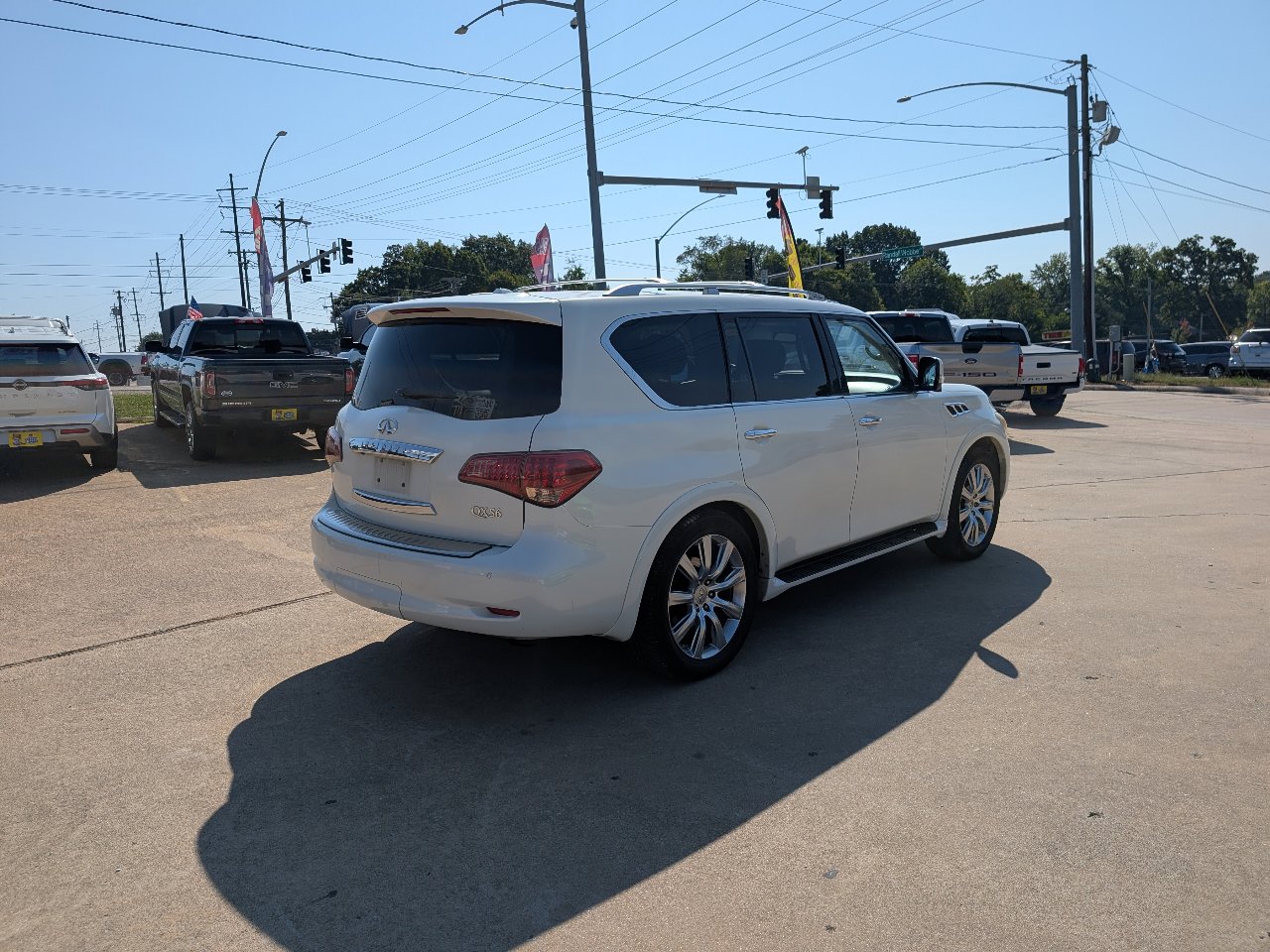 Used 2012 INFINITI QX56 4WD w/ Theater Pkg image 5