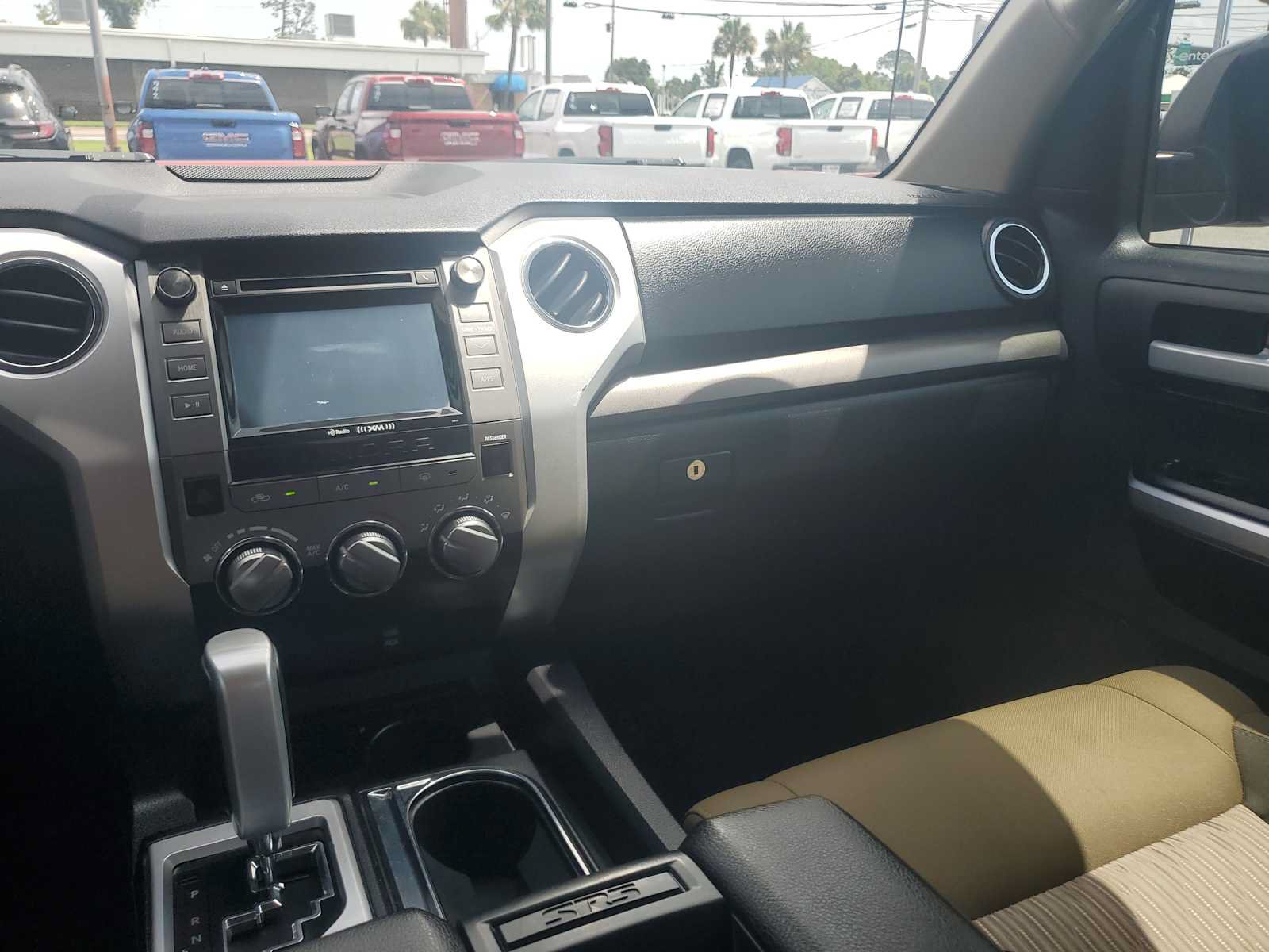 Used 2016 Toyota Tundra SR5 w/ SR5 Upgrade Package RWD image 23