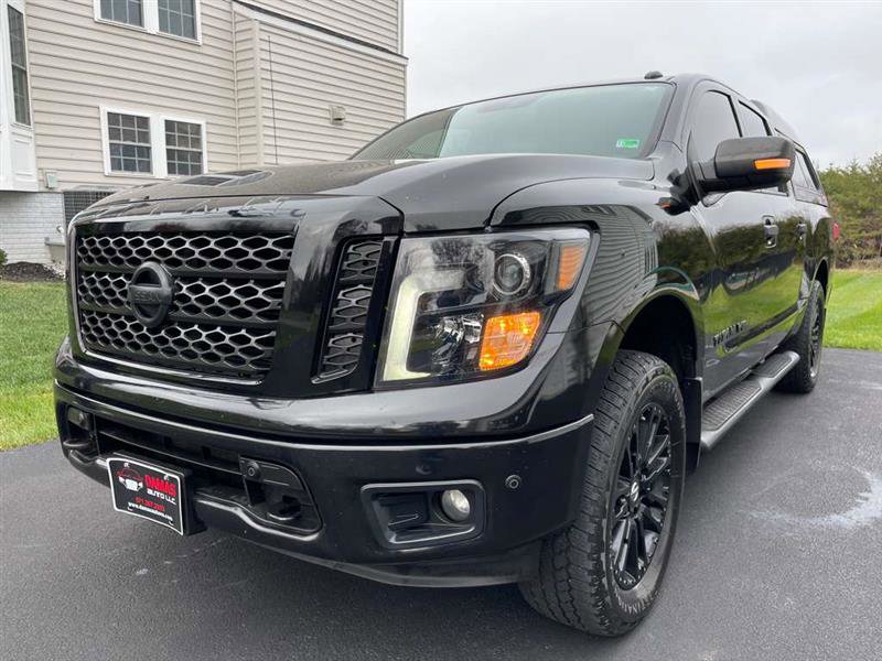 Used 2018 Nissan Titan SV w/ SV Convenience Package image 44
