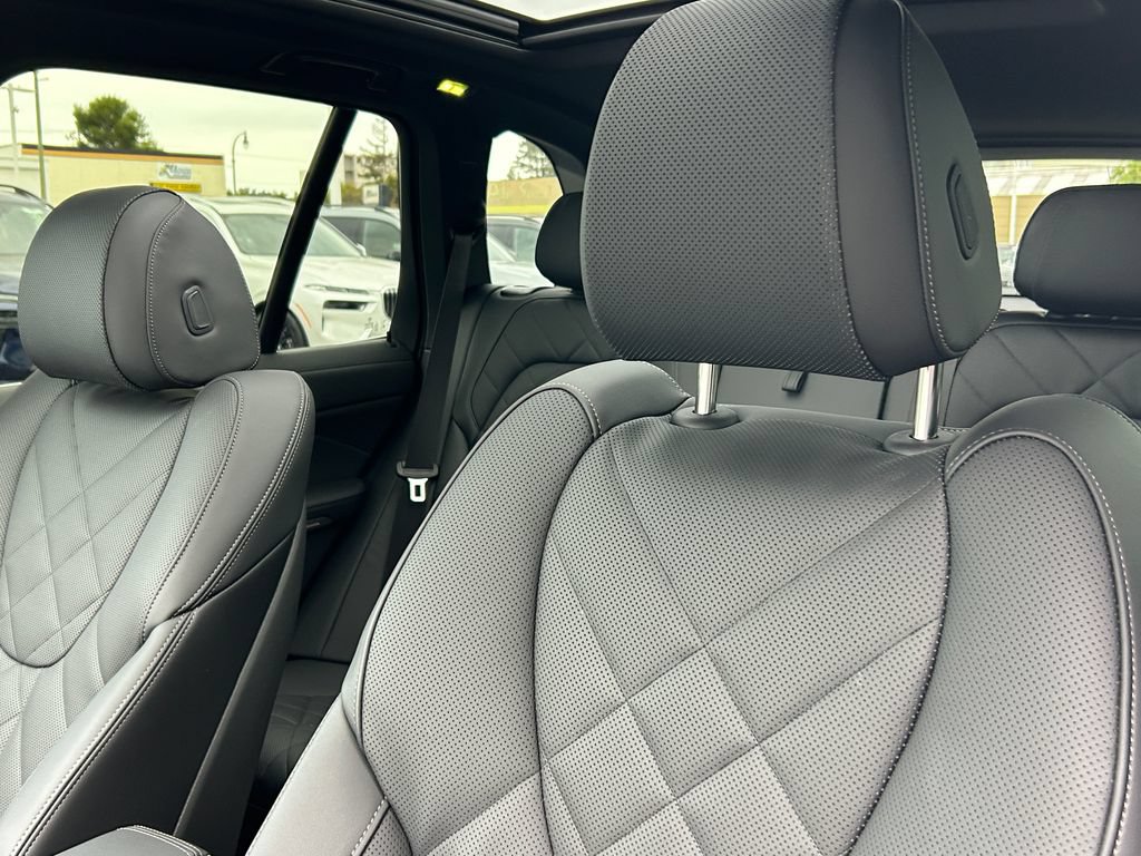 Used 2026 BMW X5 sDrive40i w/ Parking Assistance Package RWD image 14