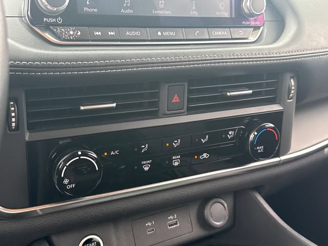 Used 2021 Nissan Rogue S FWD image 19
