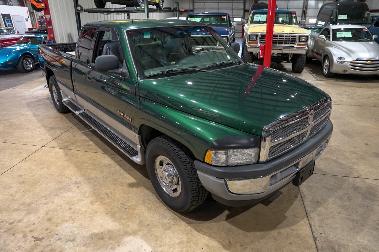 Used 1998 Dodge Ram 2500 Truck 2WD Quad Cab image 14