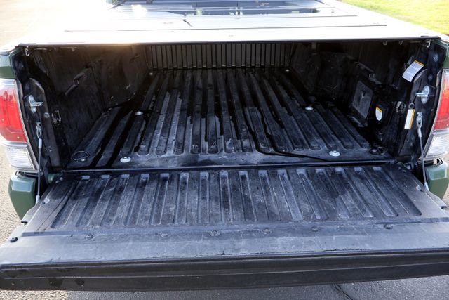 Used 2022 Toyota Tacoma TRD Sport image 16