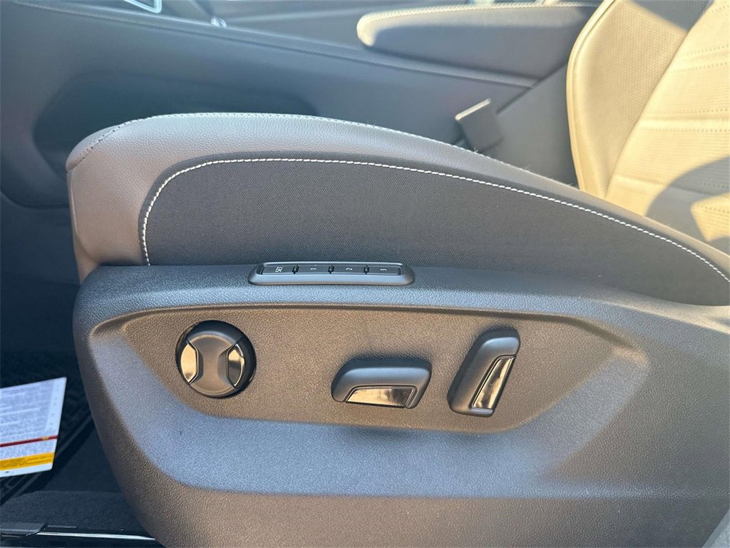 New 2026 Volkswagen Atlas SEL image 12