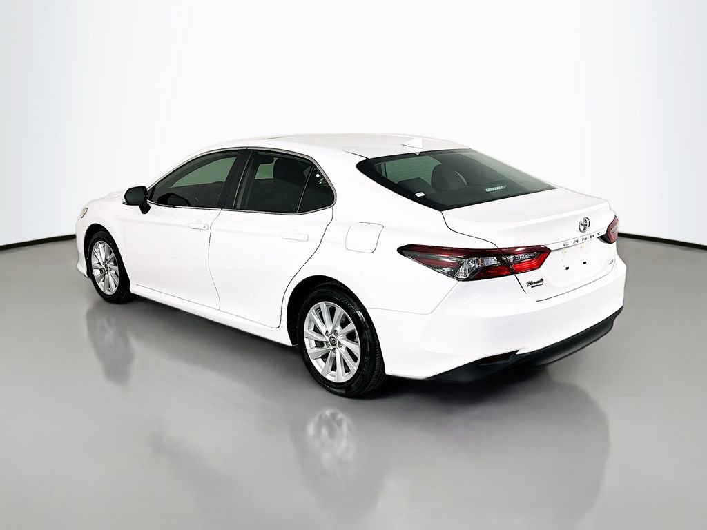 Used 2024 Toyota Camry LE w/ Convenience Package FWD image 5