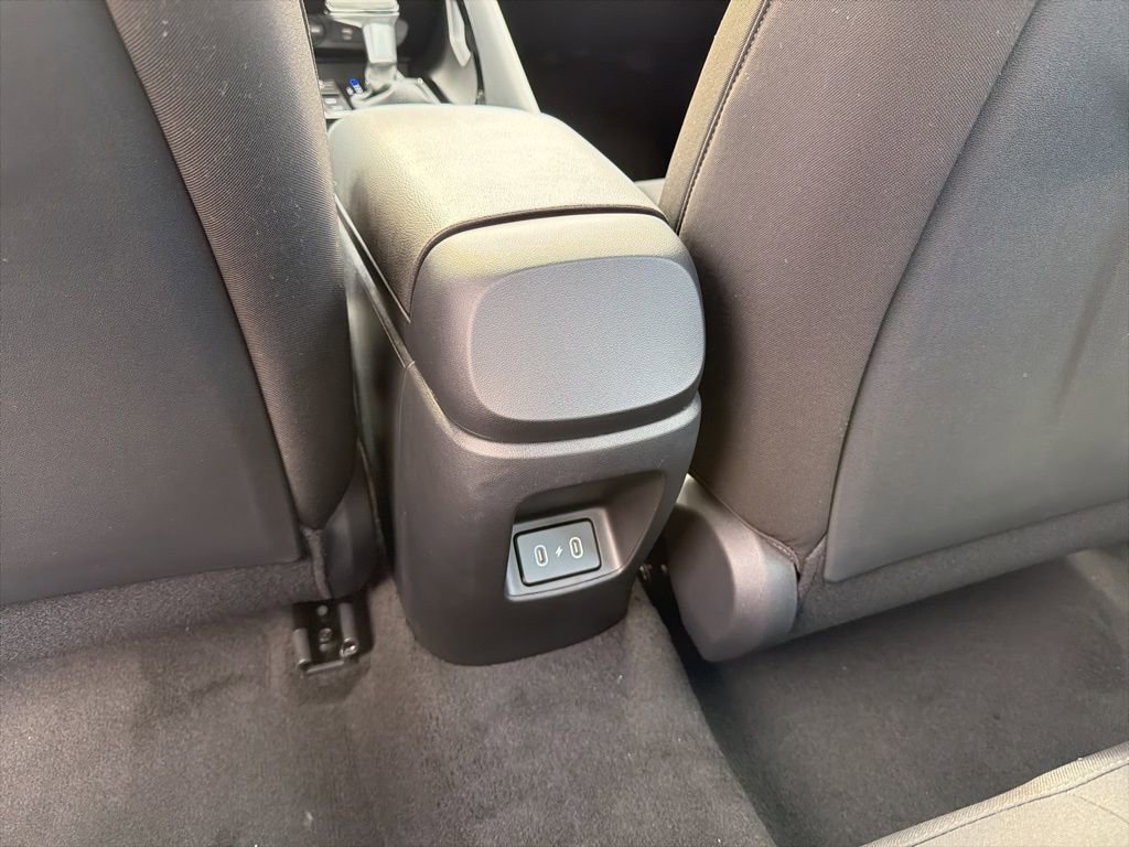 New 2026 Hyundai Elantra Sport FWD image 17