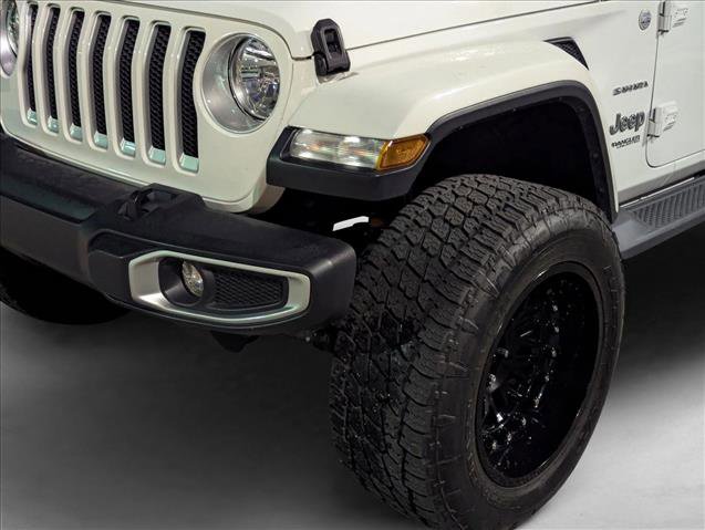 Used 2018 Jeep Wrangler Unlimited Sahara image 9