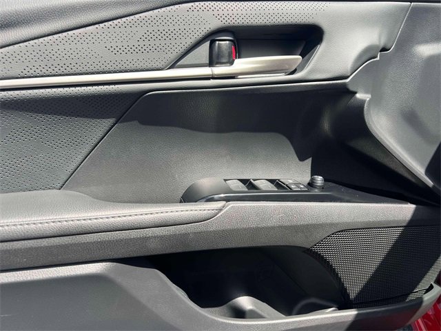 Used 2025 Toyota Camry XSE image 22