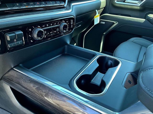 New 2026 Chevrolet Silverado 2500 LTZ w/ LTZ Premium Package AWD/4WD image 13