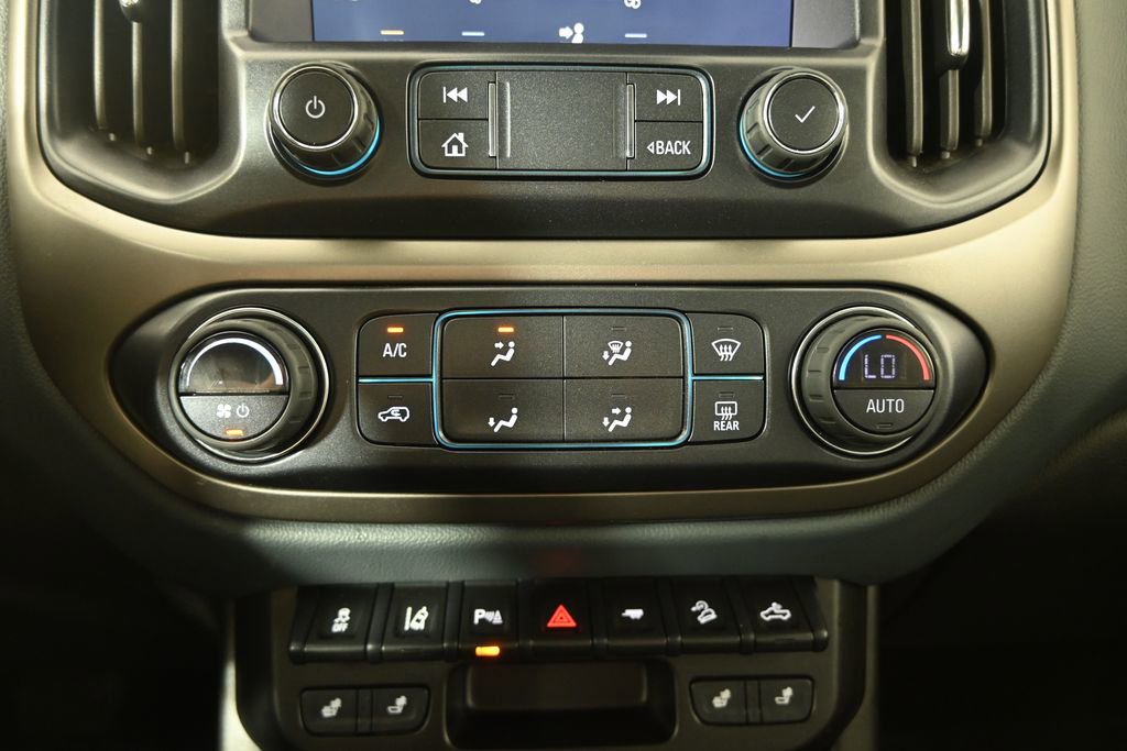Used 2022 Chevrolet Colorado Z71 w/ Trail Boss Package AWD/4WD image 31