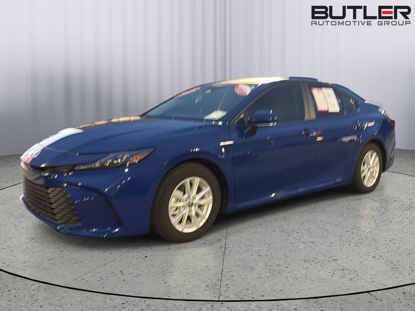 Certified 2025 Toyota Camry LE w/ Convenience Package FWD image 1