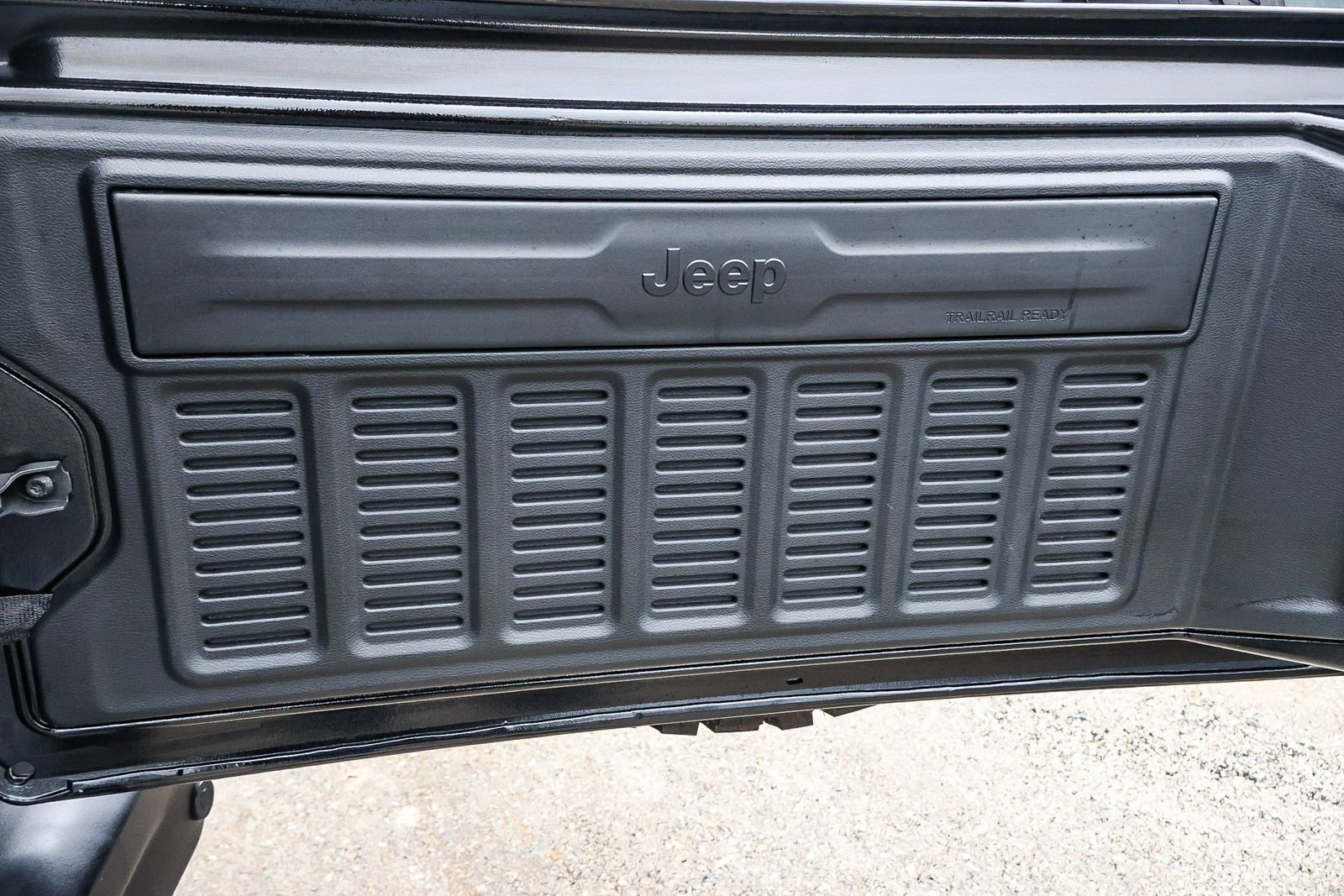 Used 2023 Jeep Wrangler Unlimited Rubicon 392 w/ Trailer Tow Package image 28