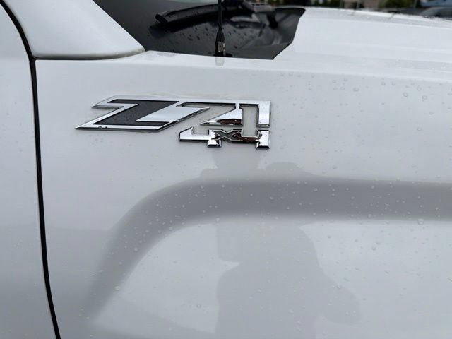 Used 2017 GMC Sierra 1500 SLT w/ SLT Premium Package AWD/4WD image 10