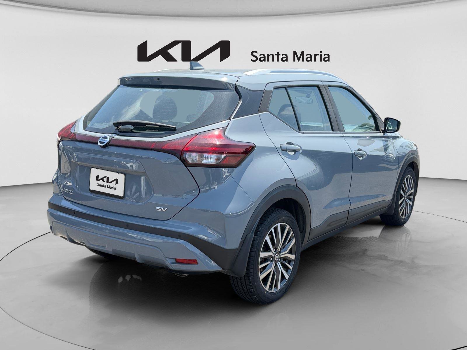 Used 2021 Nissan Kicks SV FWD image 8