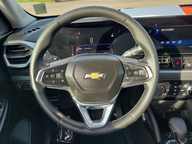 Certified 2024 Chevrolet TrailBlazer LT w/ LT Cold Weather Package AWD/4WD image 23