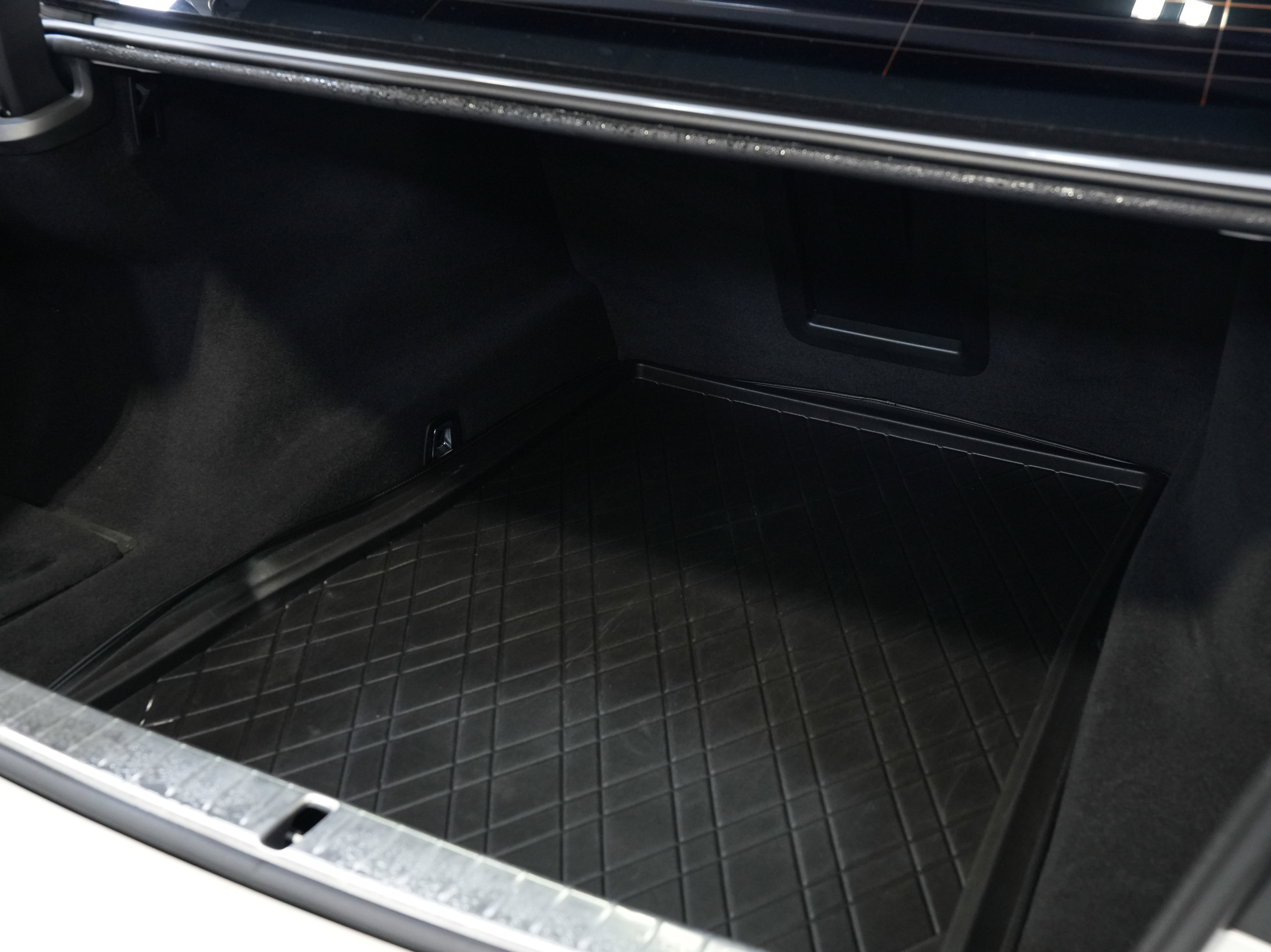 Used 2020 BMW 750i xDrive image 56