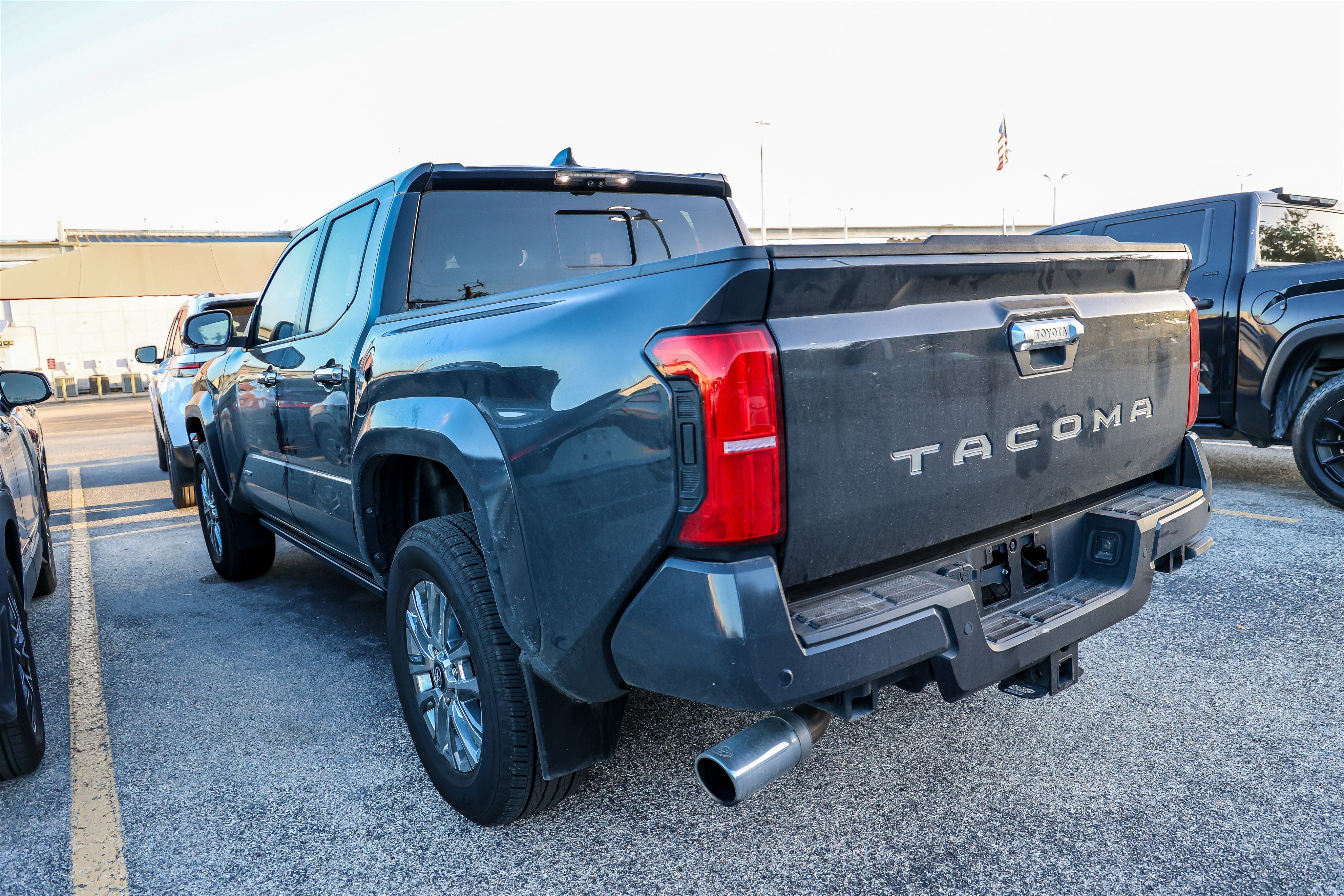 Certified 2025 Toyota Tacoma Limited AWD/4WD image 9