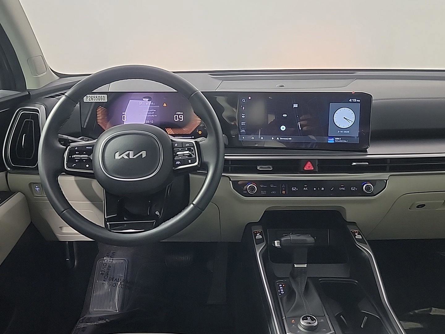 Used 2025 Kia Sorento S image 21