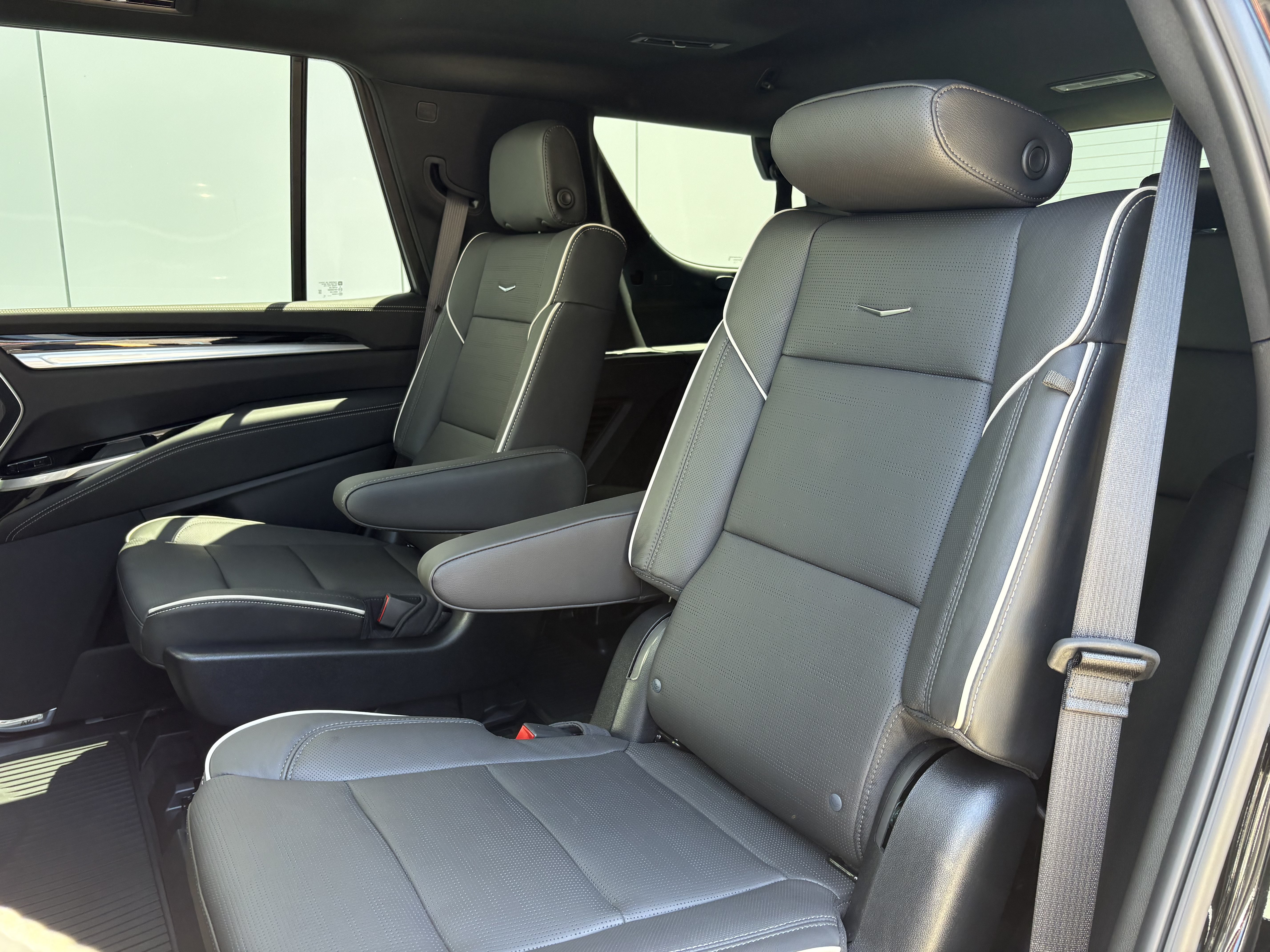 New 2026 Cadillac Escalade Sport w/ Touring Package AWD/4WD image 13