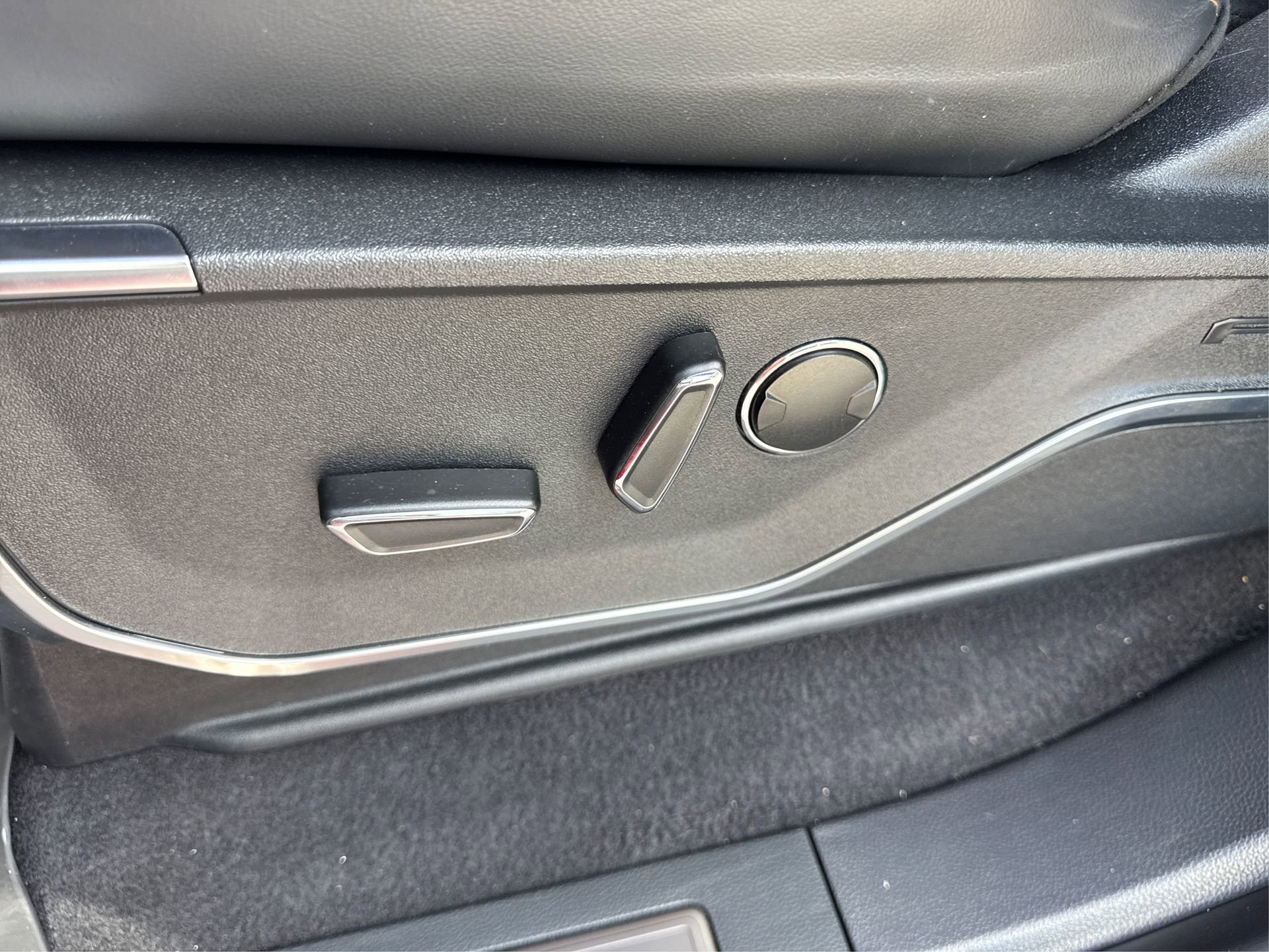 Used 2023 Ford F150 Raptor w/ Raptor 37 Performance Package image 24