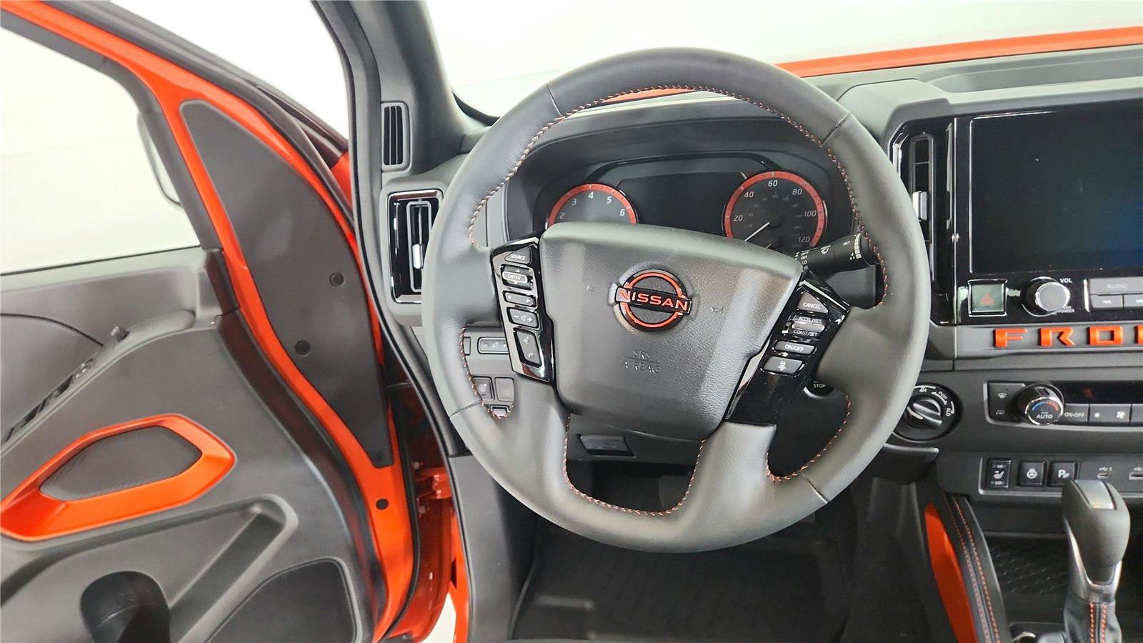 Used 2026 Nissan Frontier PRO-4X w/ Pro-4x Convenience Package AWD/4WD image 13