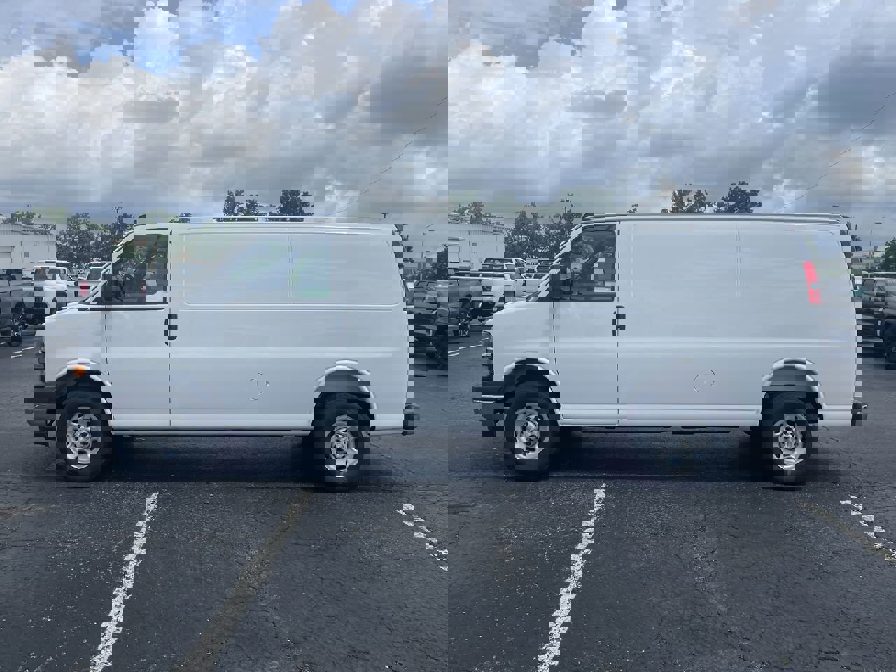 New 2025 Chevrolet Express 3500 Extended w/ Driver Convenience Package image 51