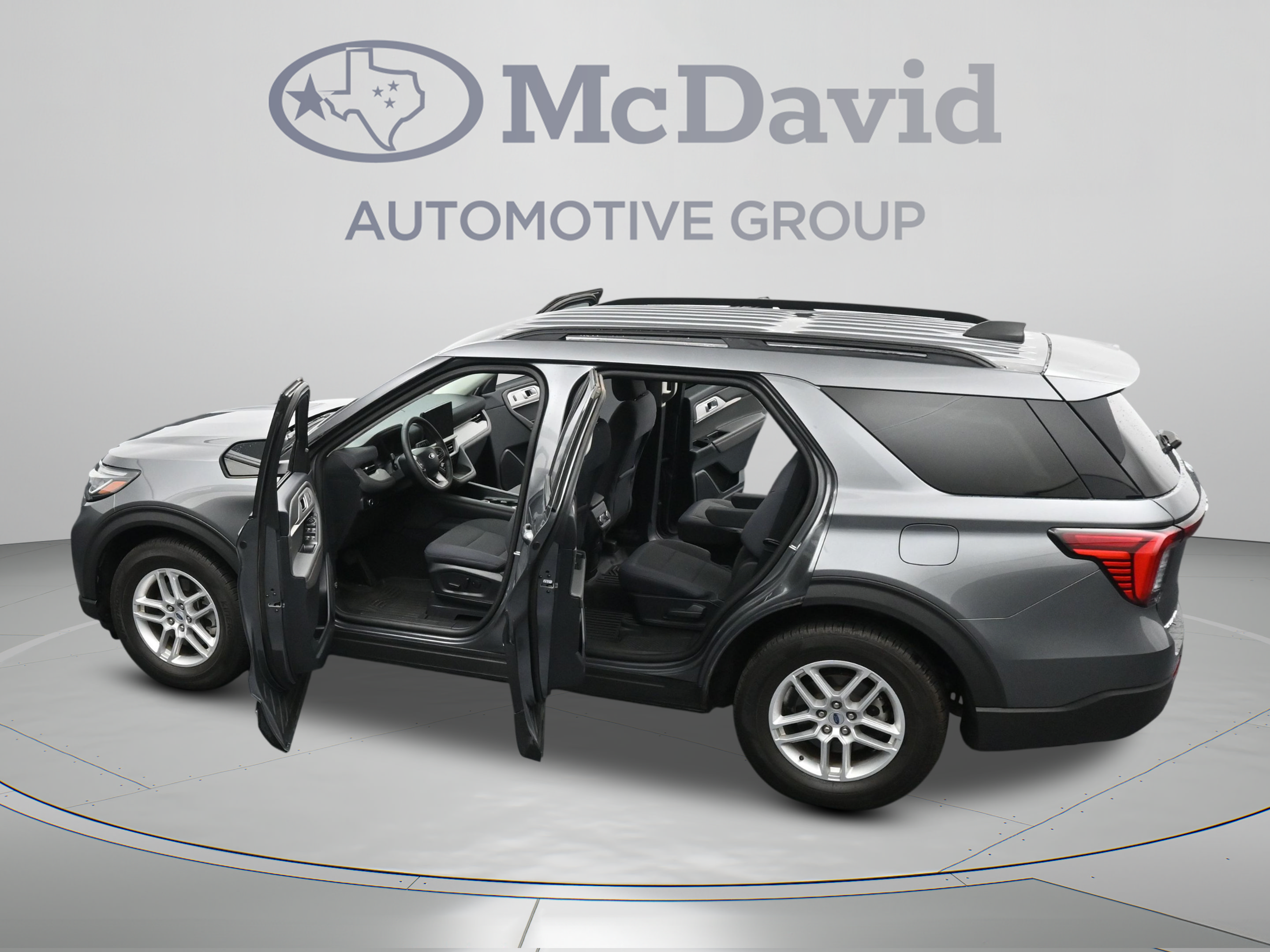 Used 2025 Ford Explorer Active RWD image 45