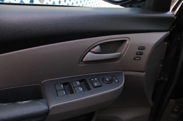 Used 2012 Honda Odyssey Touring Elite image 23