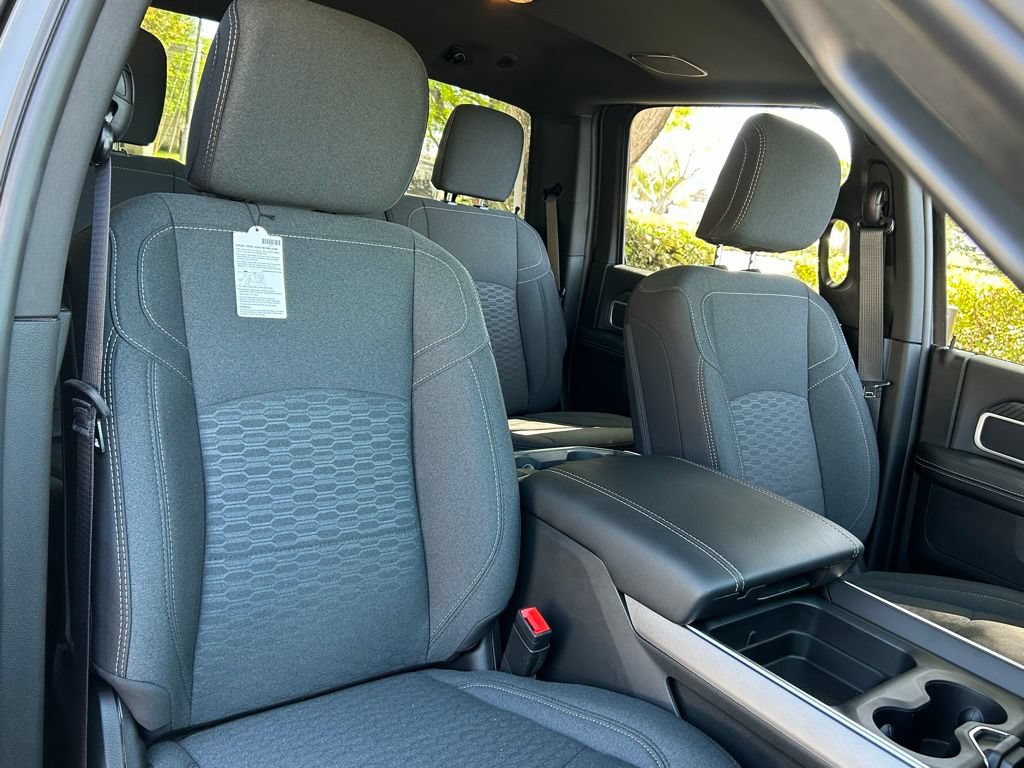 New 2026 RAM 3500 Big Horn AWD/4WD image 41