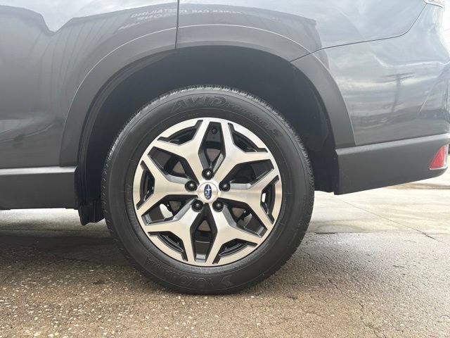 Used 2020 Subaru Forester Premium AWD/4WD image 9