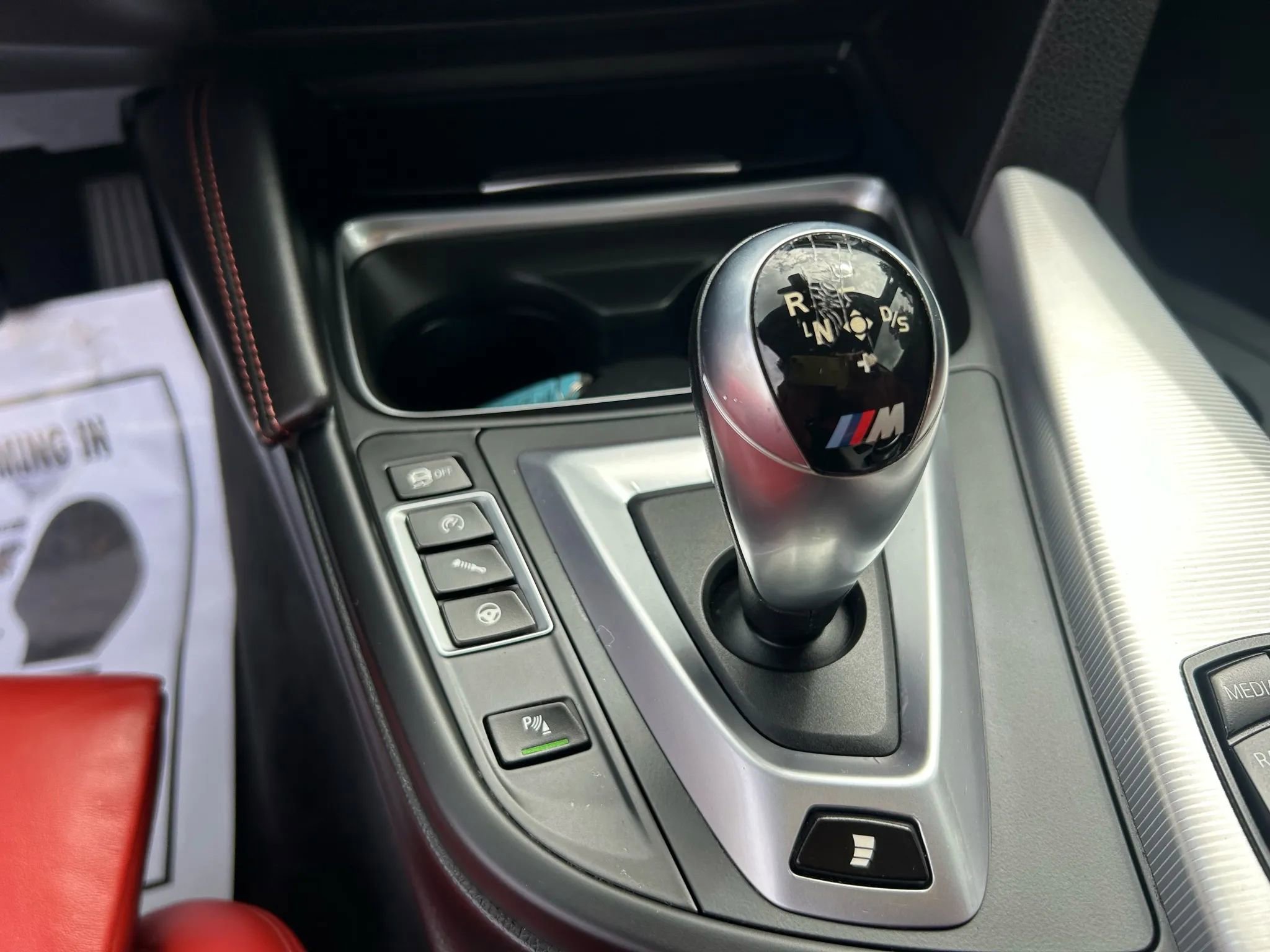 Used 2015 BMW M4 Convertible image 42