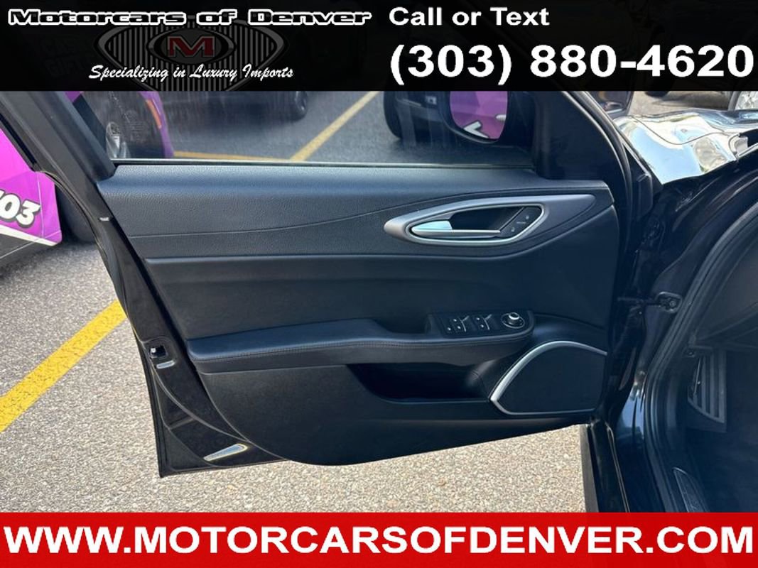 Used 2020 Alfa Romeo Giulia Ti Sport w/ Quick Order Package 22S Sport AWD/4WD image 20