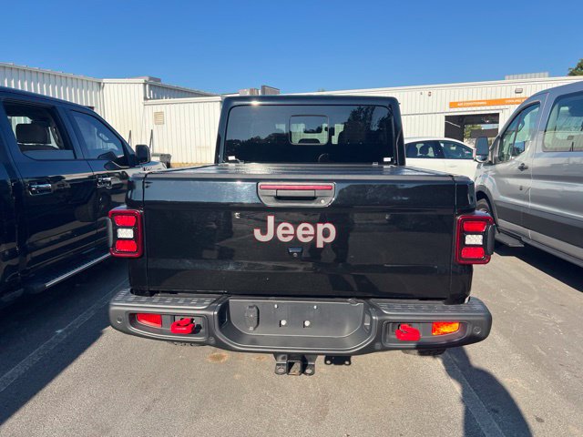 Used 2025 Jeep Gladiator Rubicon AWD/4WD image 11