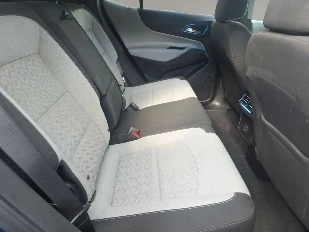 Used 2023 Chevrolet Equinox LS w/ LS Convenience Package AWD/4WD image 13