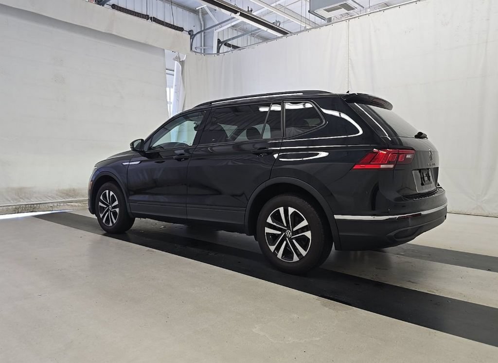Used 2024 Volkswagen Tiguan S AWD/4WD image 3