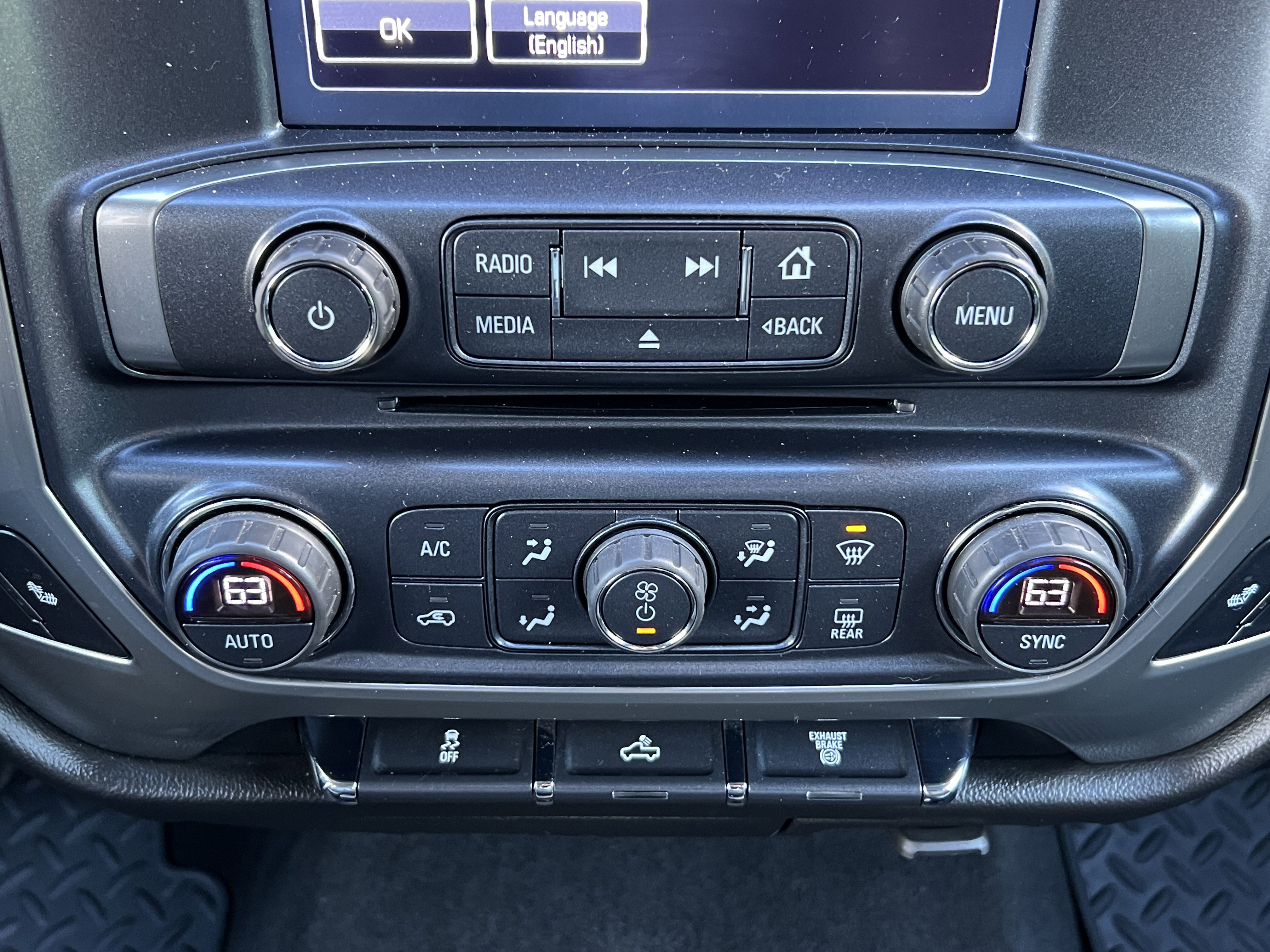 Used 2018 Chevrolet Silverado 3500 LT image 28