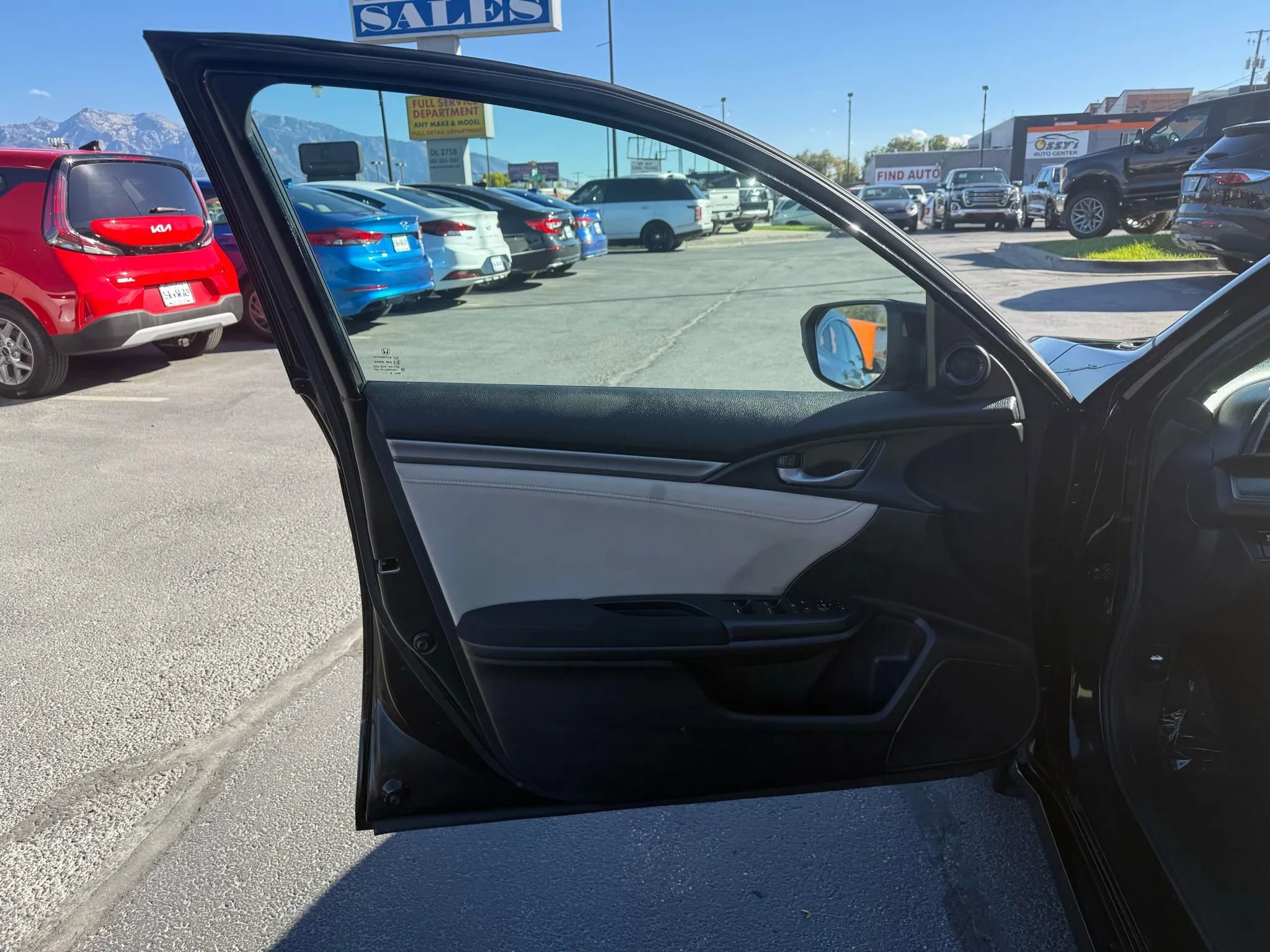 Used 2018 Honda Civic EX image 22