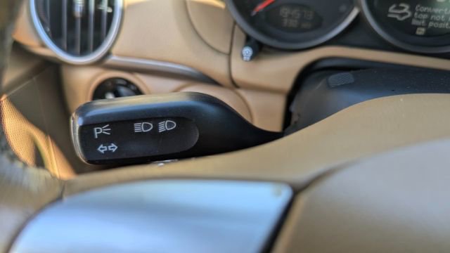 Used 2005 Porsche Boxster image 23