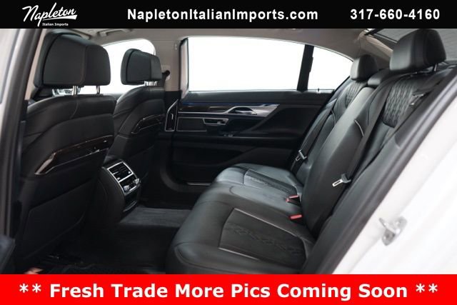 Used 2020 BMW 745e xDrive image 32