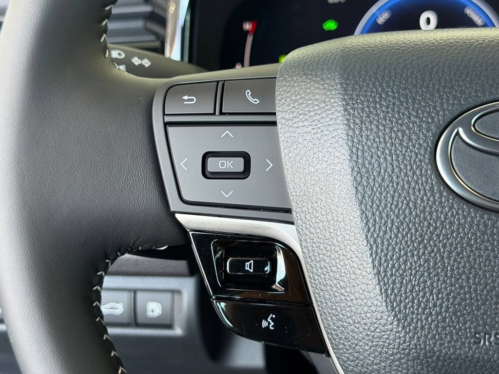 Certified 2026 Toyota Camry SE w/ Convenience Package FWD image 25