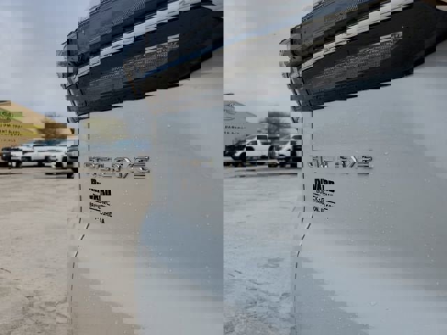 New 2026 Buick Enclave Avenir w/ Super Cruise Package FWD image 9