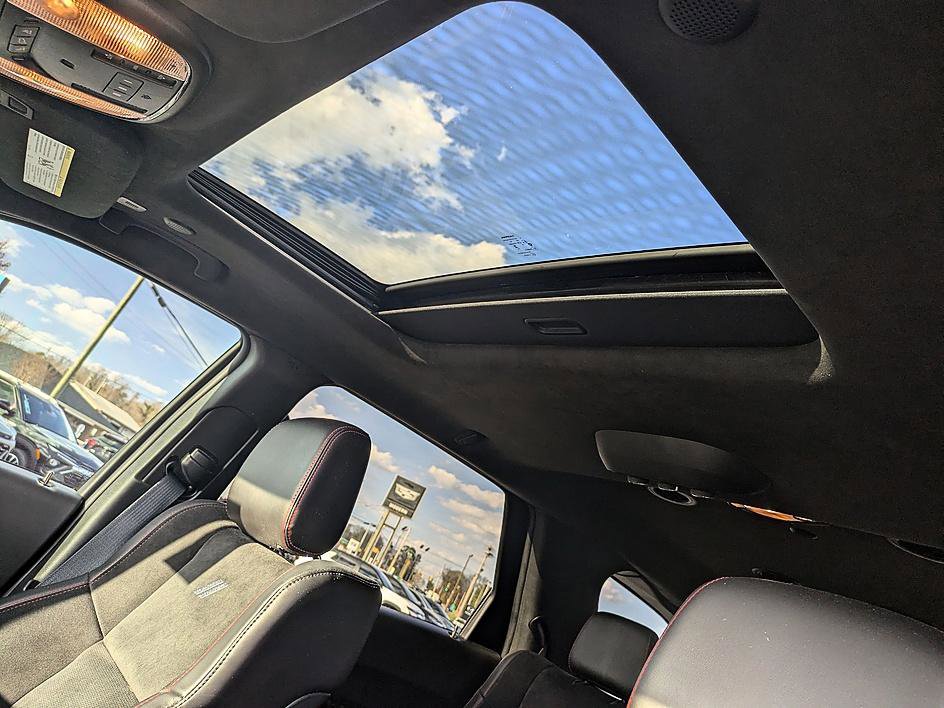 Used 2023 Dodge Durango R/T image 13