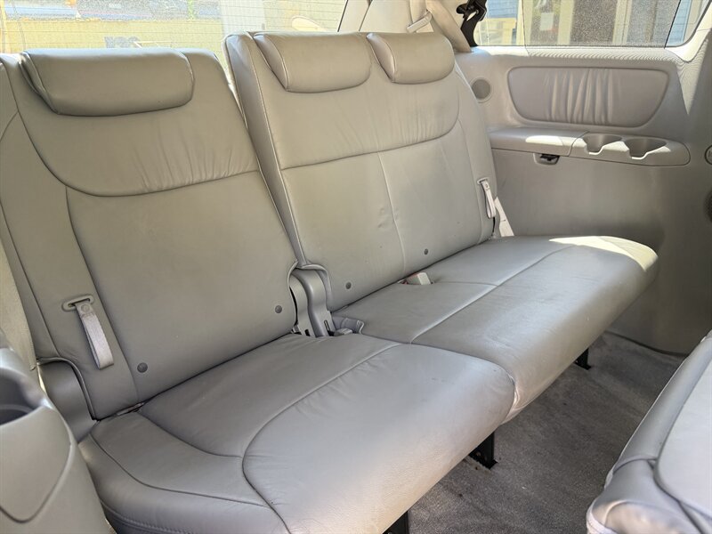 Used 2009 Toyota Sienna AWD image 17