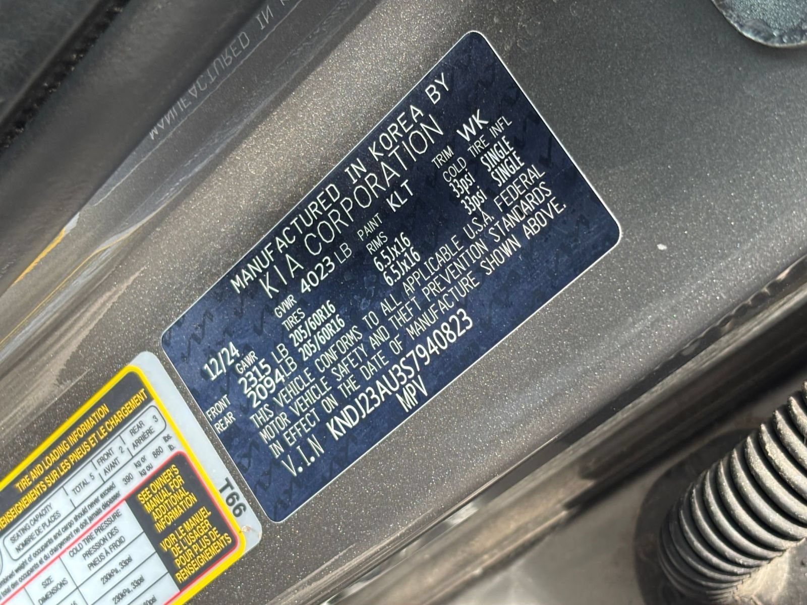 Used 2025 Kia Soul LX w/ LX Technology Package FWD image 26