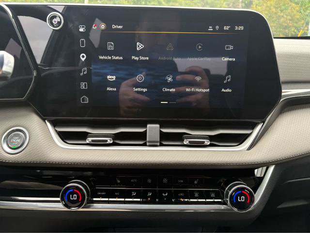 Used 2025 Chevrolet Equinox LT w/ Convenience Package II AWD/4WD image 25
