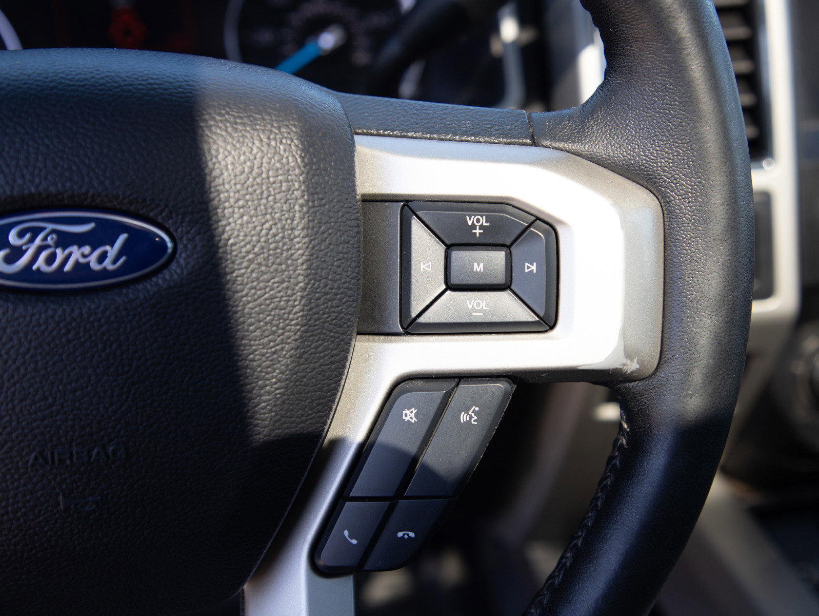 Used 2019 Ford F250 Lariat AWD/4WD image 18
